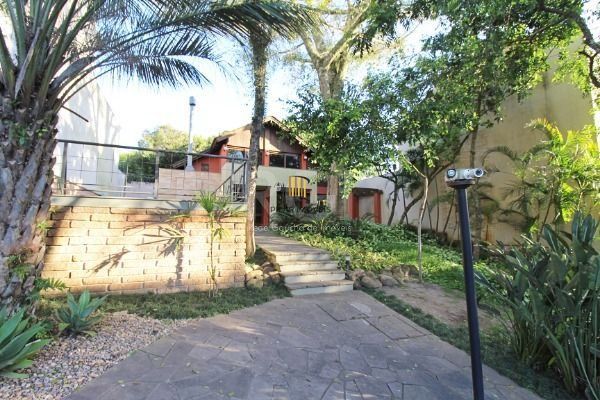 Casa em Condomínio no Jardim Isabel com 270m², 3 dormitórios, 4 vagas