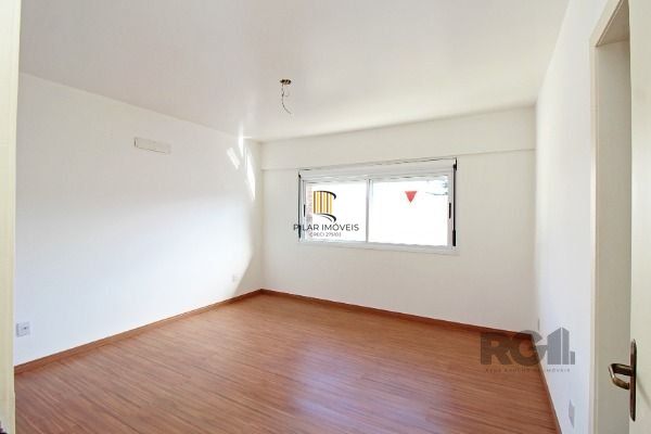 Casa Condominio para Venda - 110.02m², 3 dormitórios, sendo 1 suites, 2 vagas - Tristeza