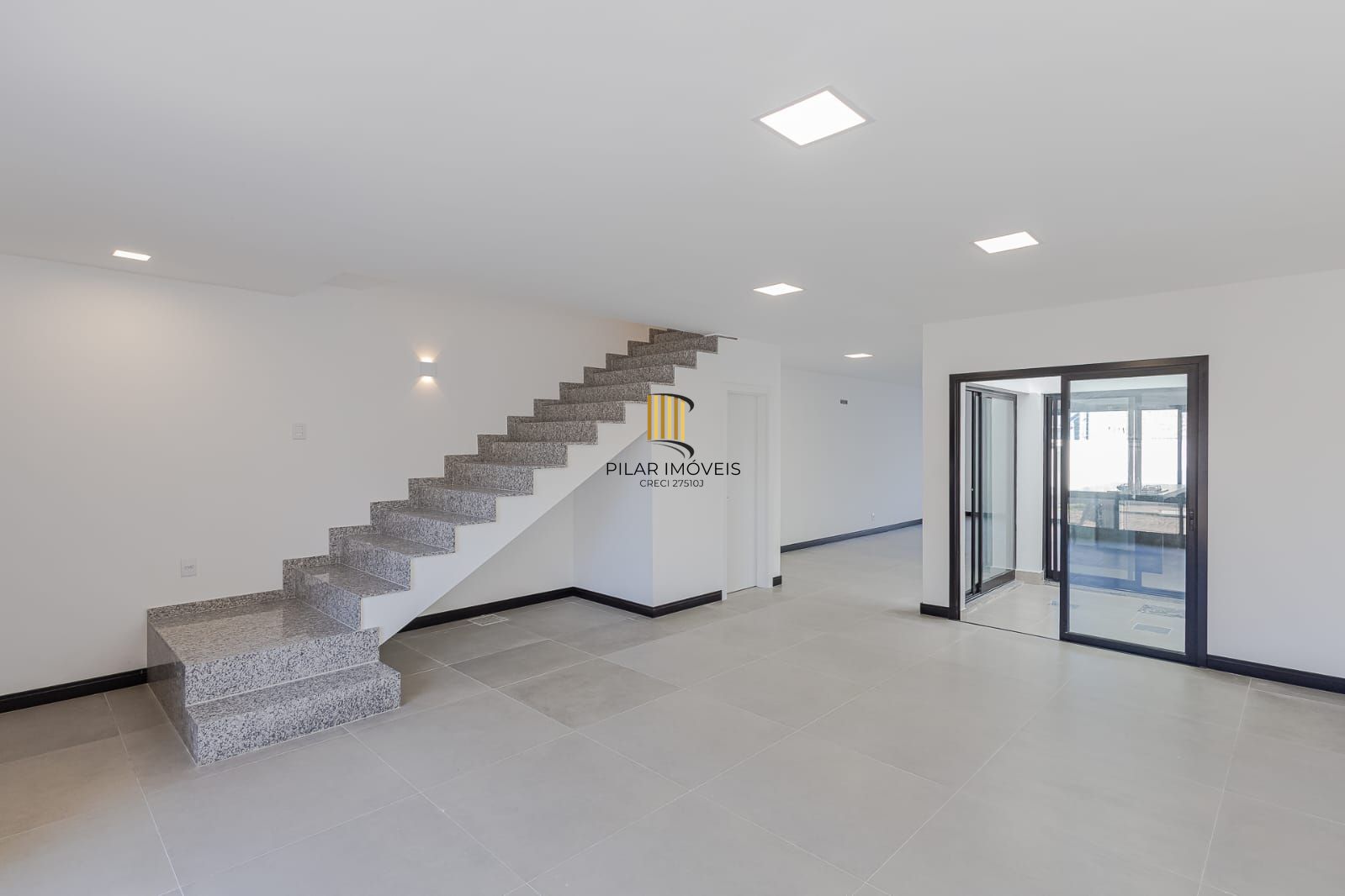 Casa 3 dormitórios no bairro Ipanema