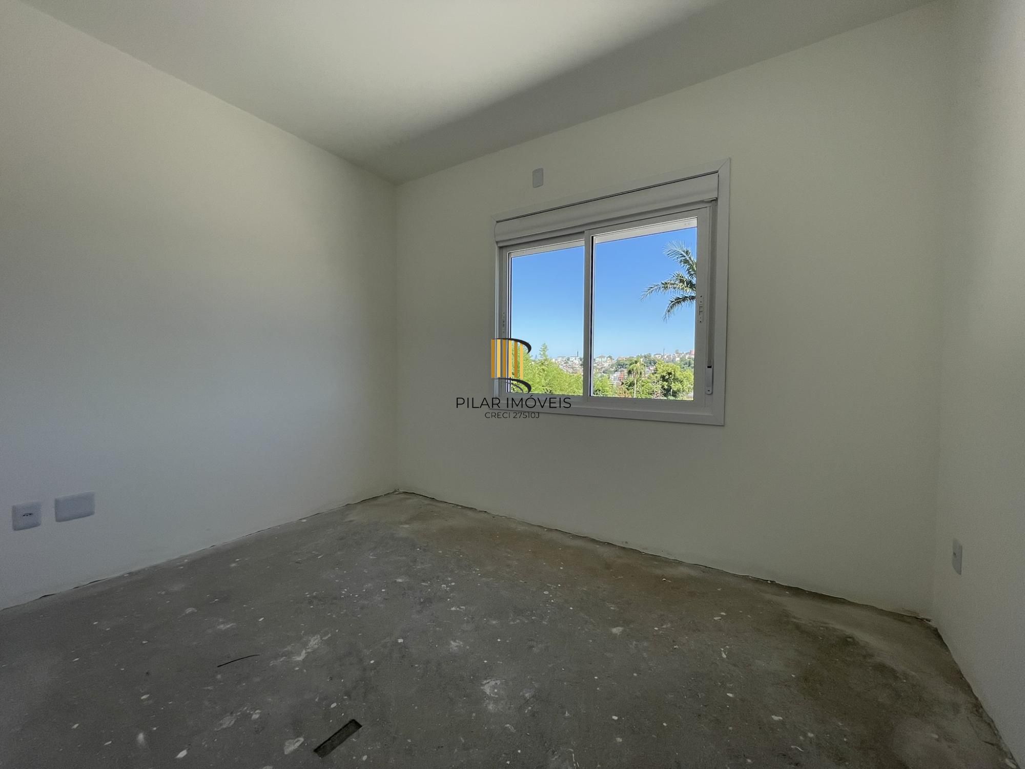 Casa Condominio em Porto Alegre, no bairro Nonoai, com 2 dormitório(s), e 2 banheiros, à venda.