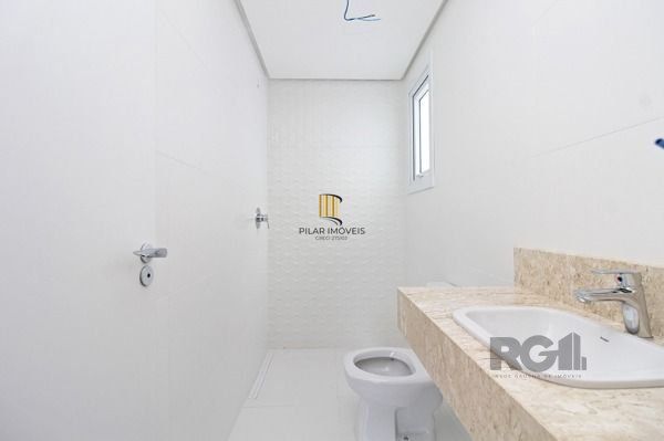Casa Condominio para Venda - 364m², 3 dormitórios, sendo 3 suites, 2 vagas - Pedra Redonda