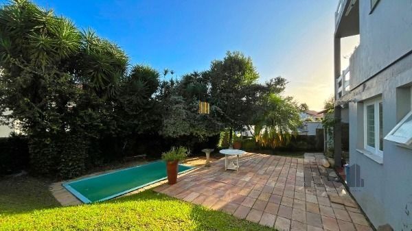 Casa para Venda - 206m², 3 dormitórios, sendo 1 suites, 4 vagas - Ipanema
