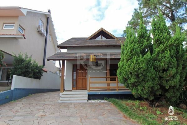 Casa de Condomínio 3 dormitórios no bairro Hípica