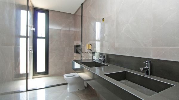 Casa Condominio para Venda - 300.29m², 4 dormitórios, sendo 4 suites, 2 vagas - Alphaville