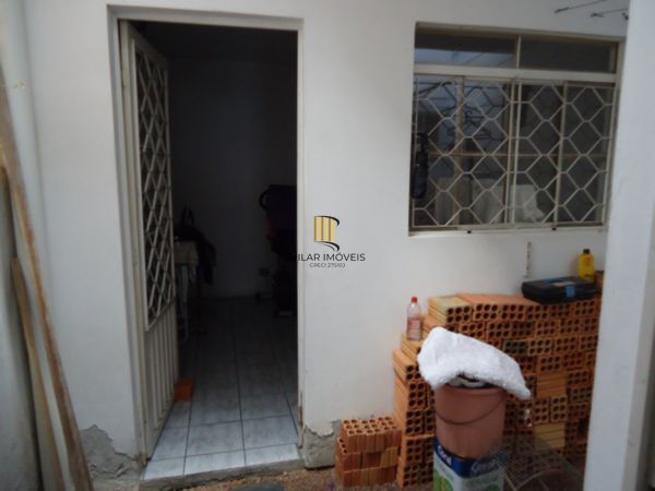 Casa para Venda - 48.58m², 2 dormitórios, 1 vaga - Restinga