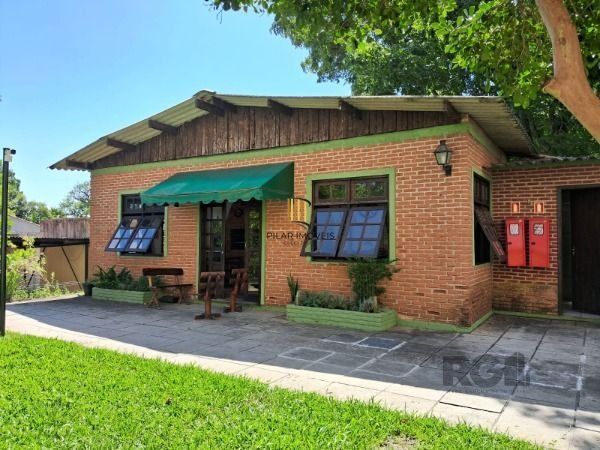 Apartamento em Porto Alegre, no bairro Tristeza, com 1 dormitório(s), e 1 banheiros, à venda.