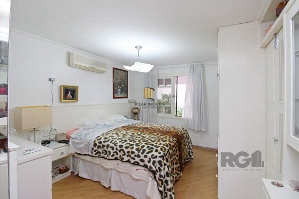 Casa Condominio para Venda - 201m², 3 dormitórios, sendo 1 suites, 2 vagas - Tristeza