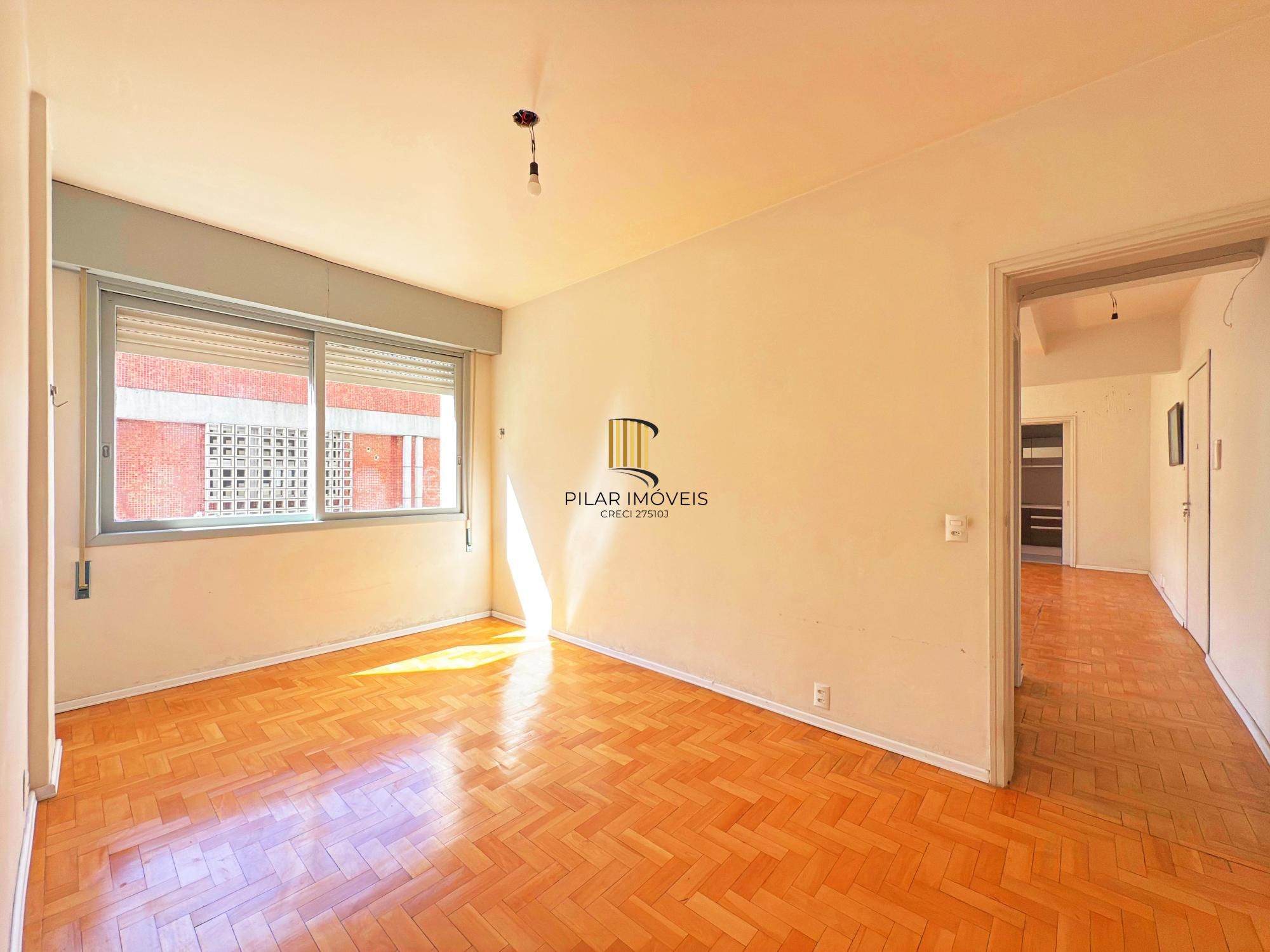 Apartamento para Venda - 63.73m², 2 dormitórios, 1 vaga - Centro Histórico