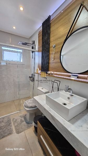 Casa Condominio em Porto Alegre, no bairro Aberta Dos Morros, com 3 dormitório(s), e 3 banheiros, à venda.