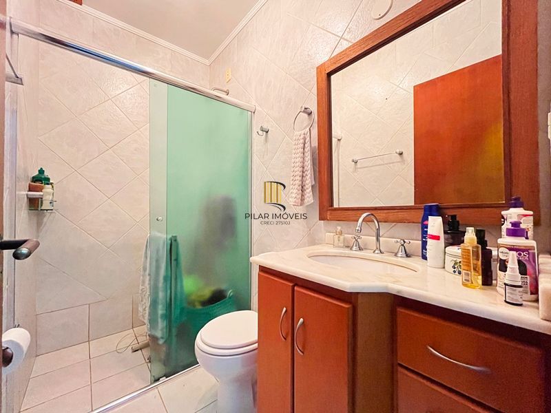 Casa 3 dormitórios no bairro Ipanema