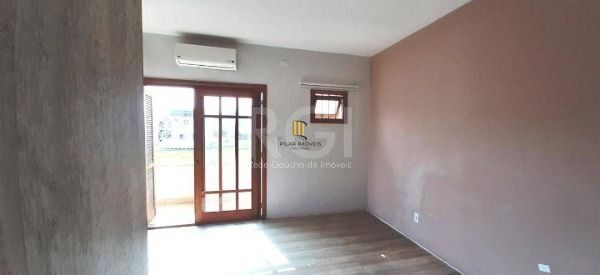 Casa para Venda - 239m², 5 dormitórios, sendo 1 suites, 4 vagas - Hípica