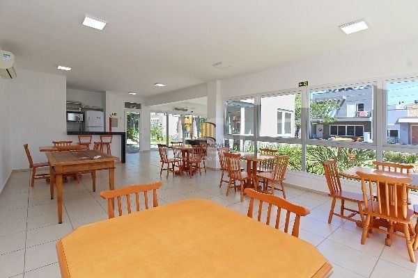 Casa Condominio em Porto Alegre, no bairro Aberta Dos Morros, com 3 dormitório(s), e 3 banheiros, à venda.