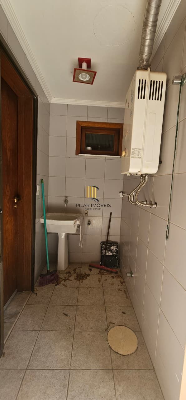 Sobrado Condomínio Fechado bairro Guaruja- 3 dormitórios