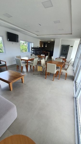 Casa Condominio em Porto Alegre, no bairro Ipanema, com 3 dormitório(s), e 3 banheiros, à venda.