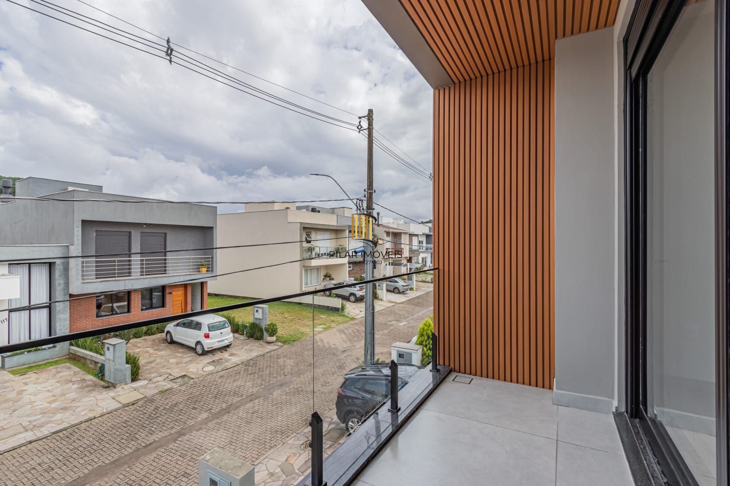 Sobrado  Condominio Amalffi com 03 suites - 180m² zona Sul de Porto Alegre