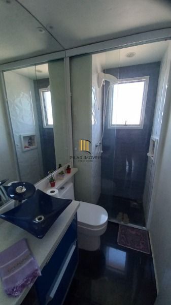 Apartamento em Porto Alegre, no bairro Cavalhada, com 2 dormitório(s), e 2 banheiros, à venda.