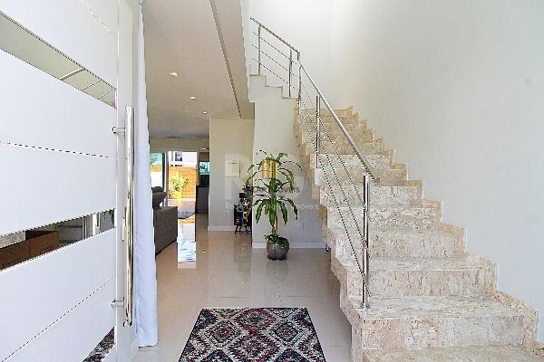 Casa Condominio em Porto Alegre, no bairro Aberta Dos Morros, com 3 dormitório(s), e 3 banheiros, à venda.