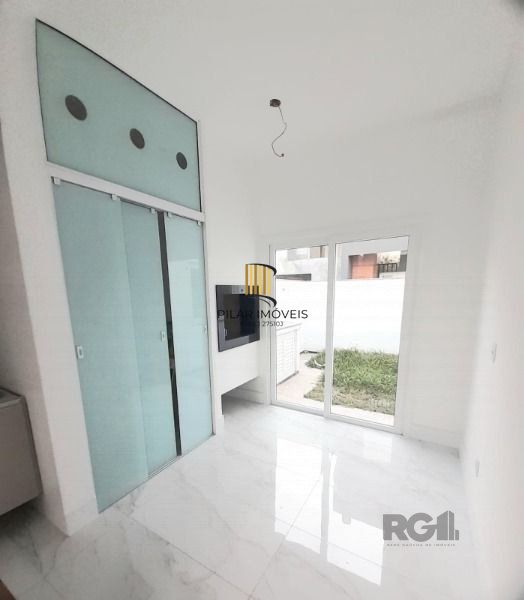 Casa de Condomínio 3 dormitórios no bairro Aberta dos Morros