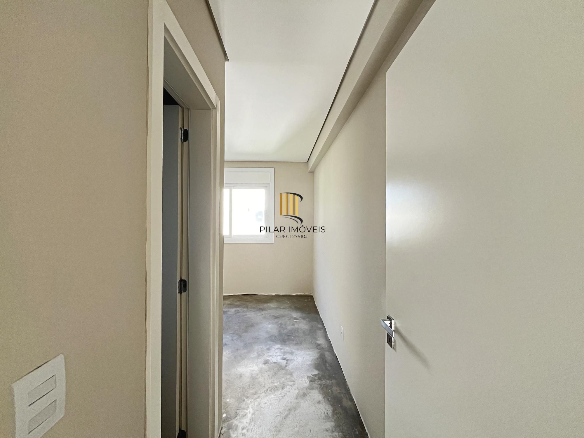 Apartamento com 3 Suítes no Cristal