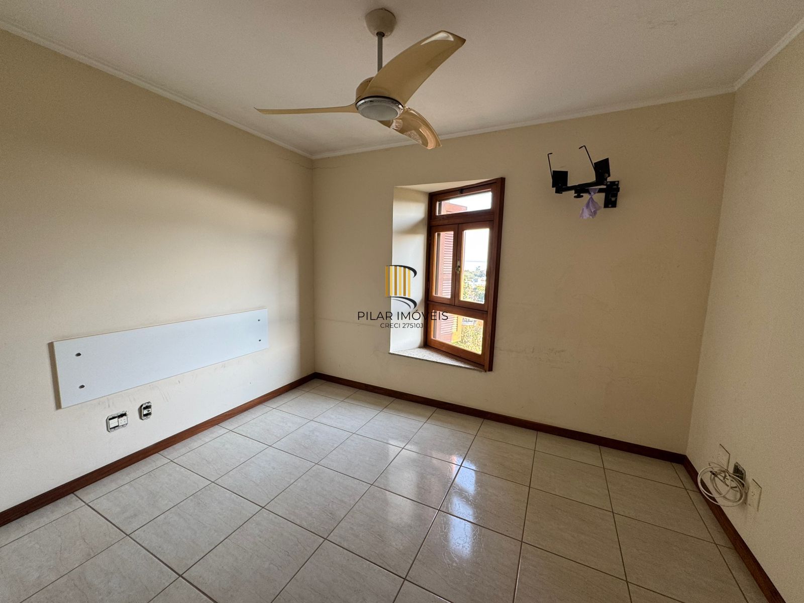 Casa em Condomínio no Jardim Isabel com 270m², 3 dormitórios, 4 vagas