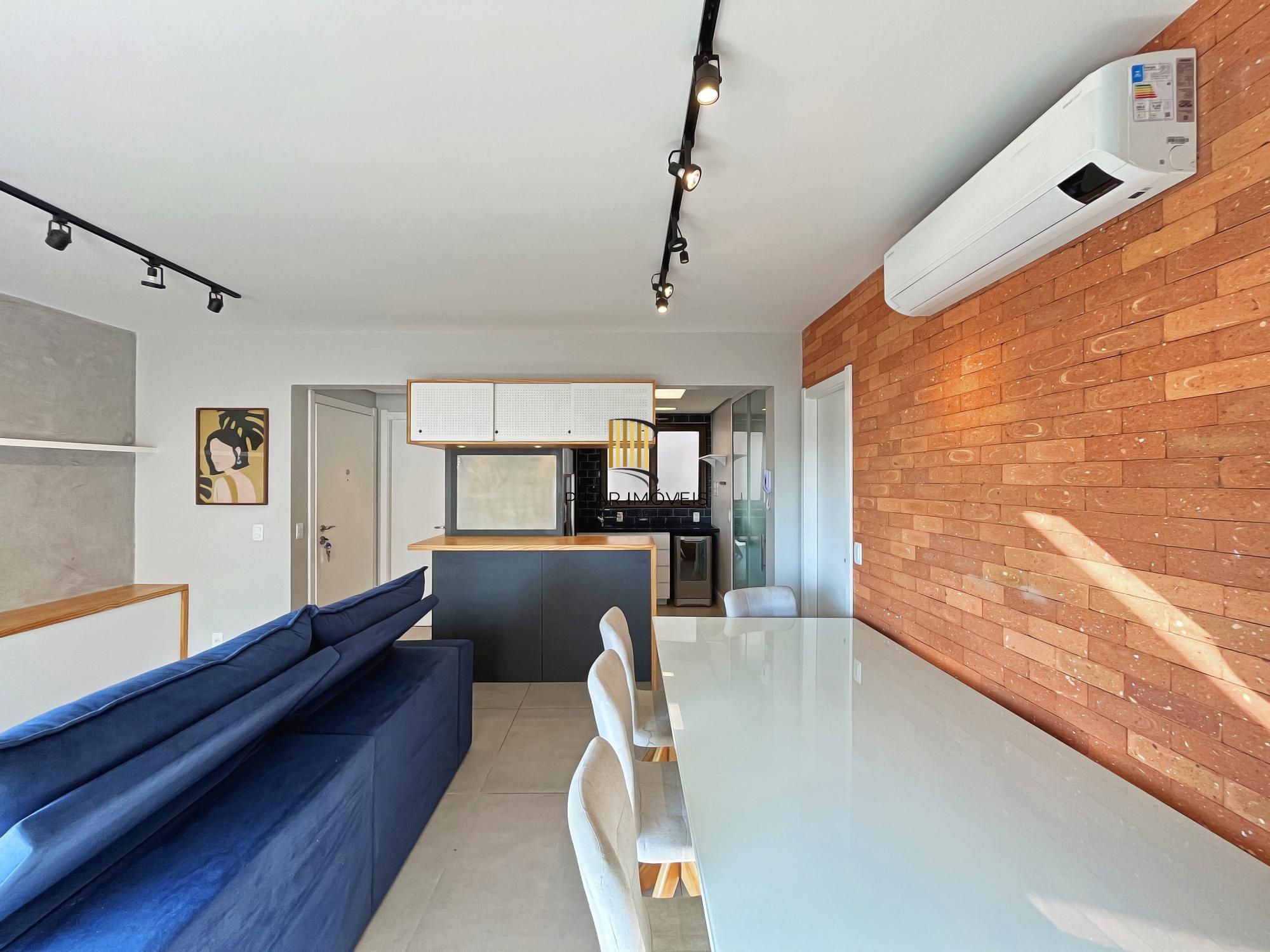 Excelente apartamento com 3 dormitório com 1 suíte á venda no bairro Tristeza.