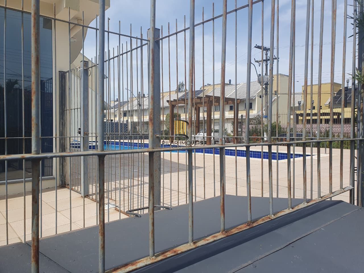 Sobrado  no condomínio Vida Nova Garden no bairro Hípica - zona sul de Porto alegre