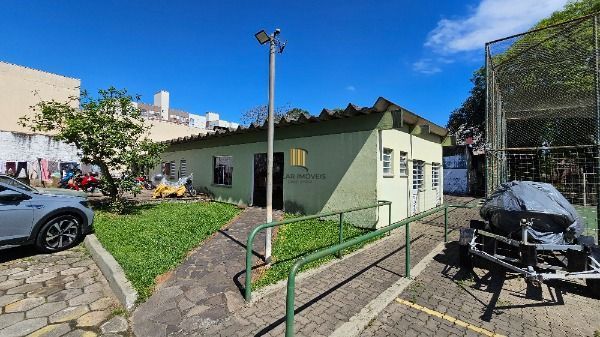 Apartamento em Porto Alegre, no bairro Vila Nova, com 1 dormitório(s), e 1 banheiros, à venda.
