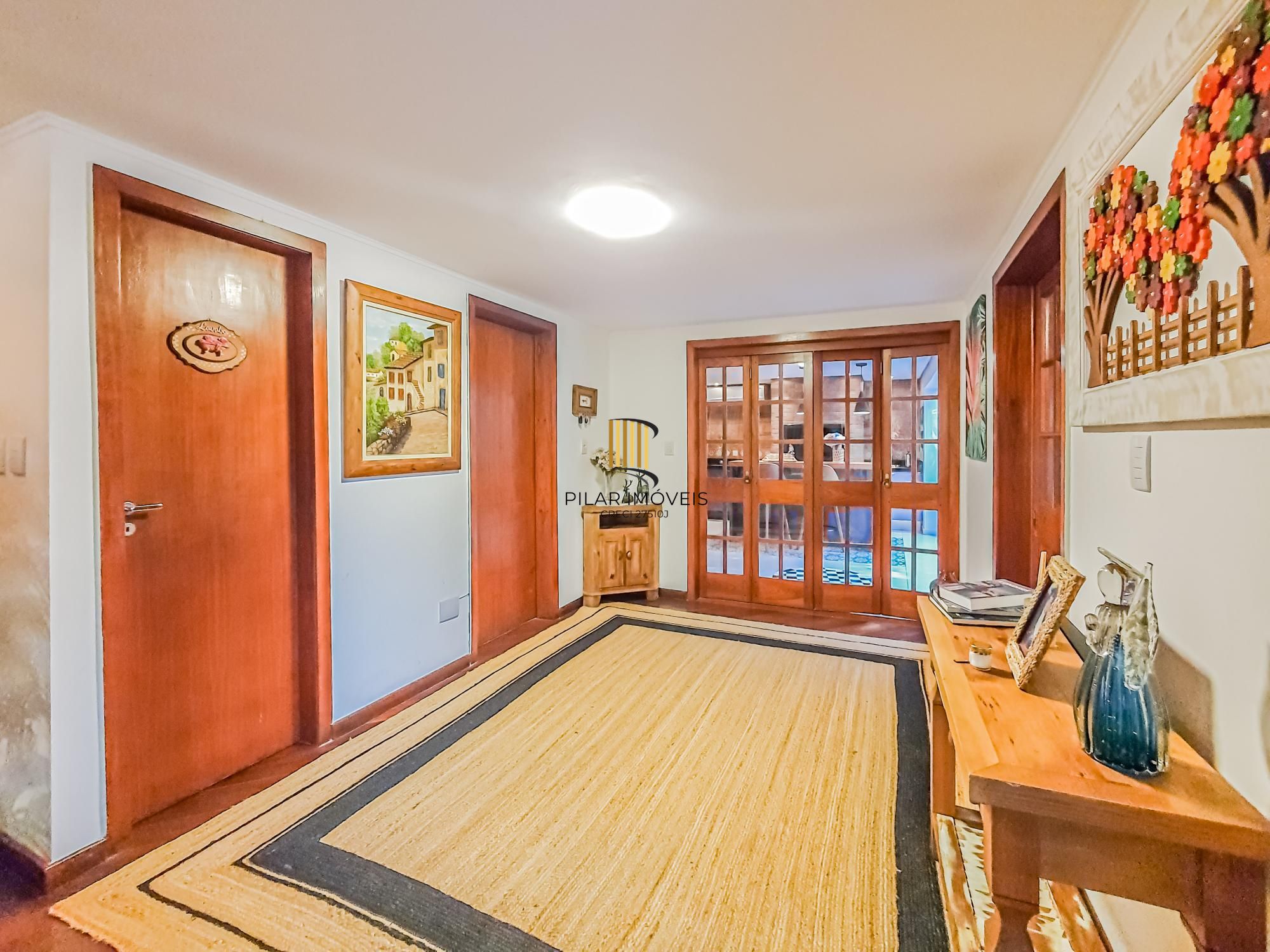 Casa em condomínio mobiliada, 3 dormitórios