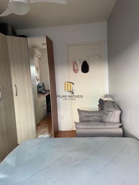 Apartamento em Porto Alegre, no bairro Cristal, com 3 dormitório(s), e 3 banheiros, à venda.