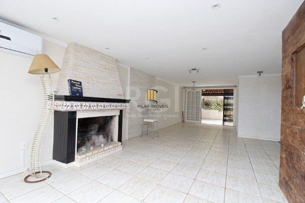Casa para Venda - 278.12m², 3 dormitórios, sendo 1 suites, 2 vagas - Jardim Isabel