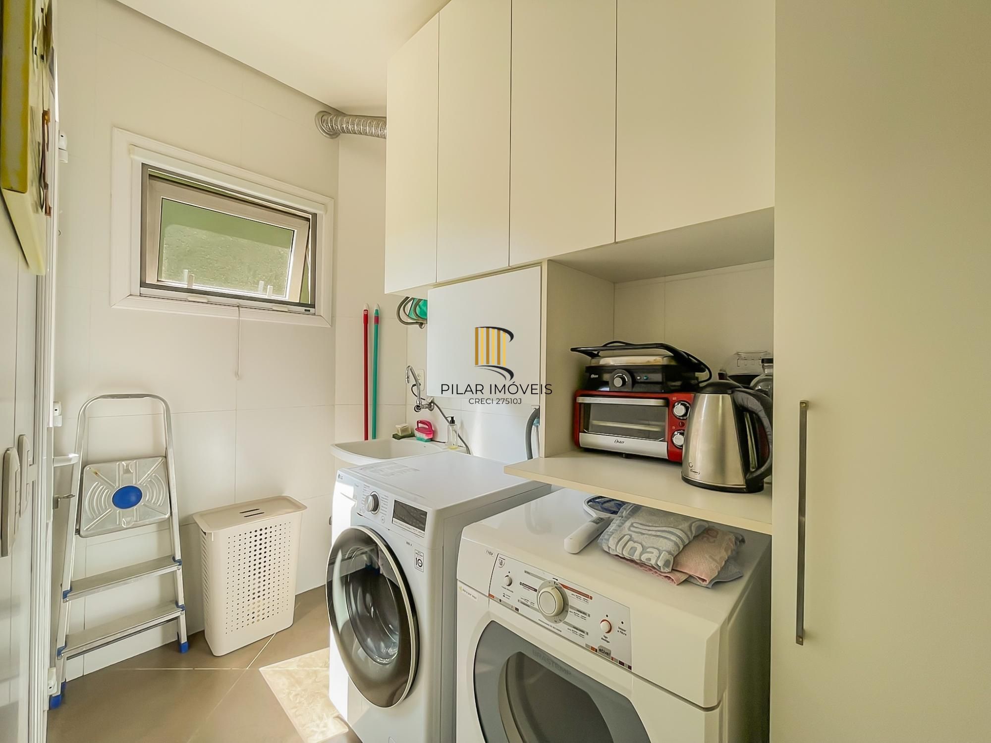 Linda e aconchegante casa em condomínio no Lagos de nova Ipanema