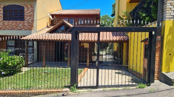 Casa para Venda - 120m², 2 dormitórios, 2 vagas - Cavalhada - Pilar Imóveis