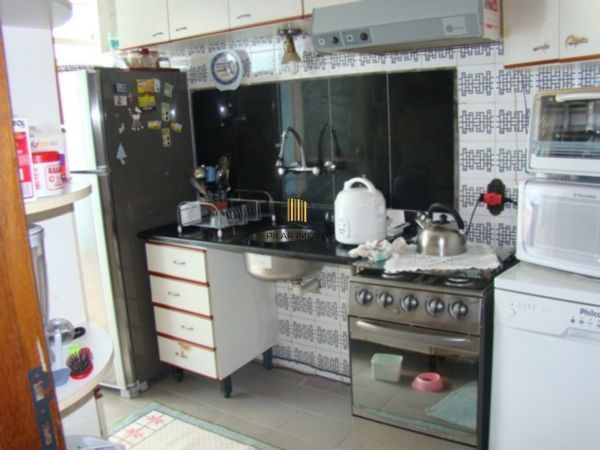 Casa para Venda - 181m², 3 dormitórios, sendo 1 suites, 2 vagas - Ipanema