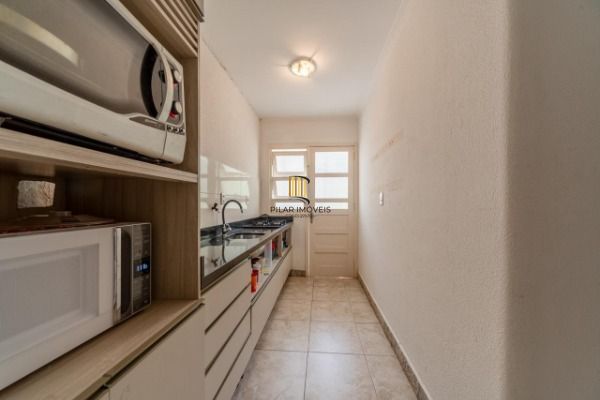 Apartamento em Porto Alegre, no bairro Vila Assunção, com 2 dormitório(s), e 2 banheiros, à venda.