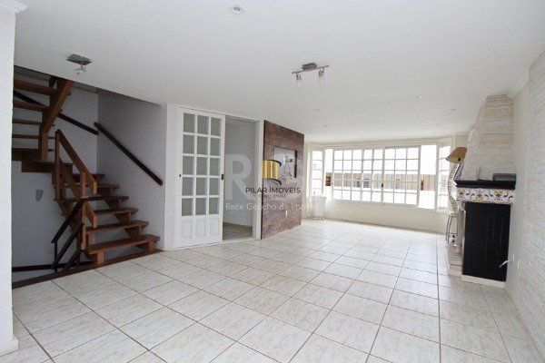 Casa para Venda - 278.12m², 3 dormitórios, sendo 1 suites, 2 vagas - Jardim Isabel