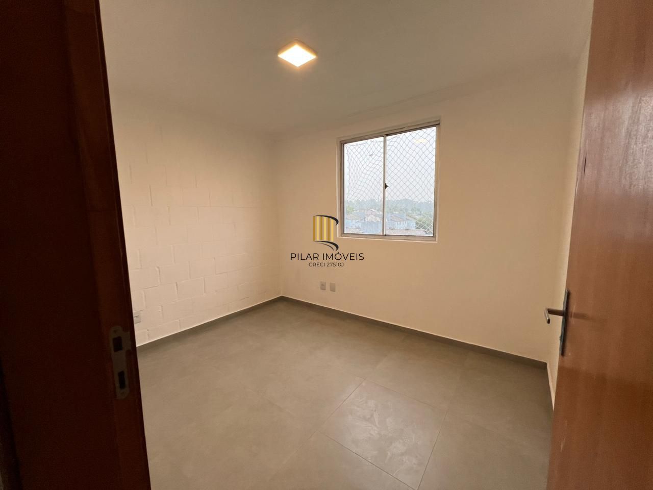 Apartamento de 2 dormitórios à venda bairro campo novo