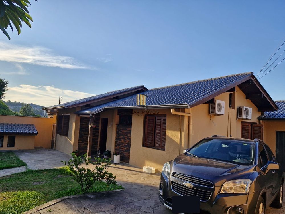 Casa 3 dormitórios no bairro Santa Tereza - Pilar Imóveis