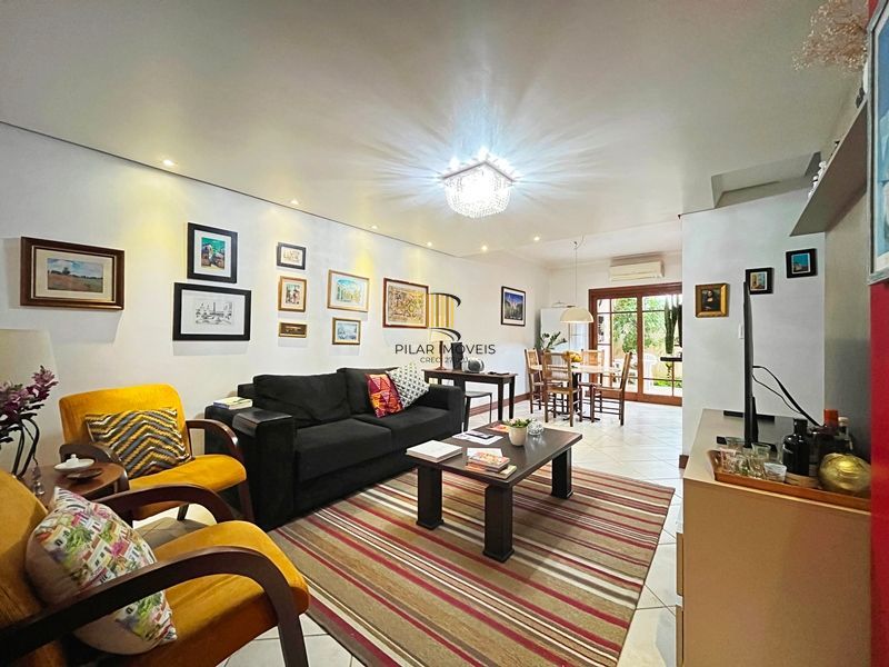 Casa 3 dormitórios no bairro Ipanema