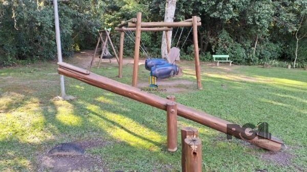 Casa Condominio em Porto Alegre, no bairro Cavalhada, com 4 dormitório(s), e 4 banheiros, à venda.