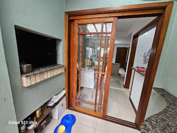 Casa Condominio em Porto Alegre, no bairro Ipanema, com 3 dormitório(s), e 3 banheiros, à venda.
