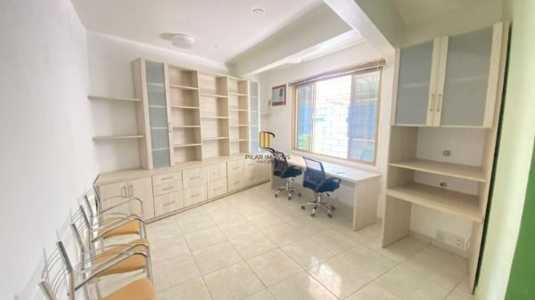 Conjunto/Sala em Porto Alegre, no bairro Tristeza, à venda.