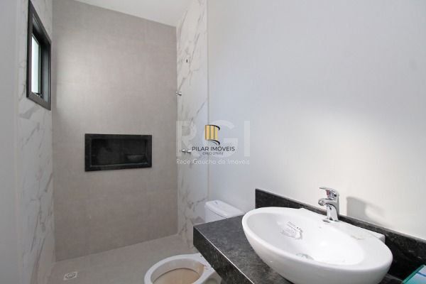 Casa para Venda - 85m², 2 dormitórios, sendo 2 suites, 1 vaga - Lagos De Nova Ipanema