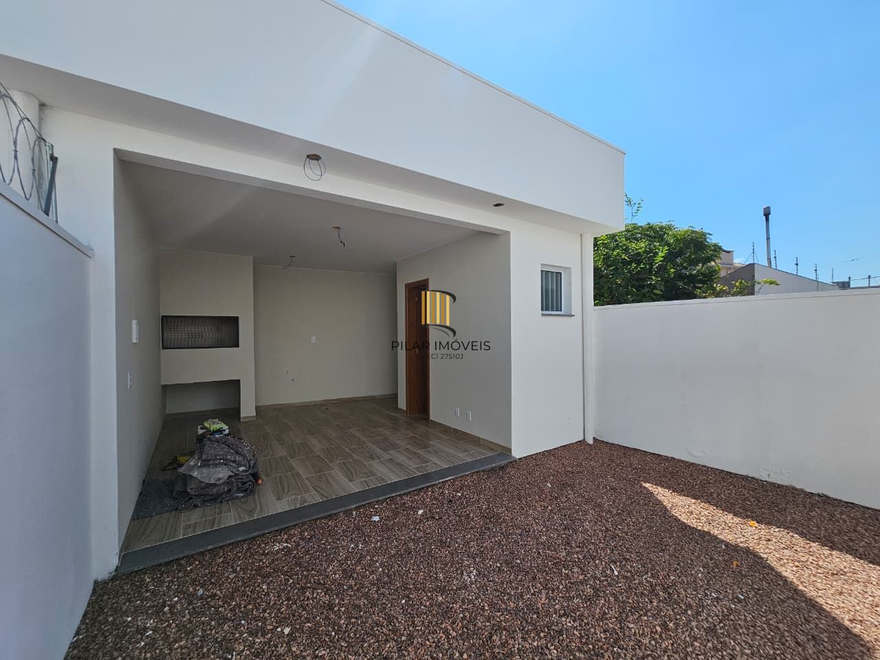 Casa 2 dormitórios no bairro Hípica