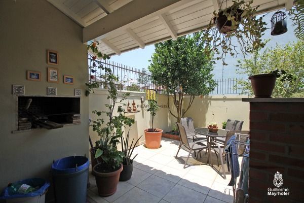 Casa para Venda - 78m², 3 dormitórios, sendo 1 suites, 2 vagas - Guarujá - Pilar Imóveis