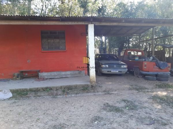 Sítio para Venda - 200m², 3 dormitórios, 4 vagas - Lami