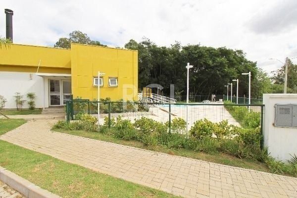 Casa Condominio em Porto Alegre, no bairro Campo Novo, com 3 dormitório(s), e 3 banheiros, à venda. - Pilar Imóveis