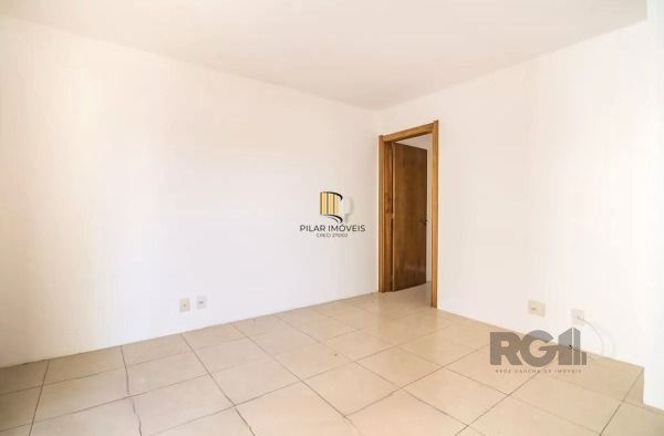 Apartamento em Porto Alegre, no bairro Medianeira, com 2 dormitório(s), e 2 banheiros, à venda.