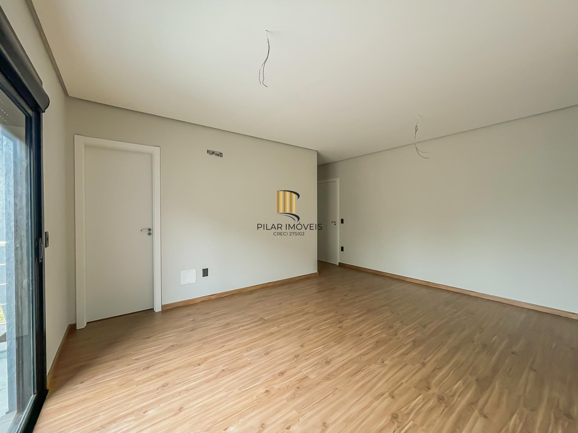 Casa de Condomínio 3 dormitórios no bairro Hípica