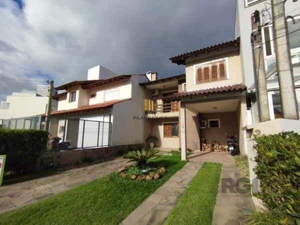 Casa 3 dormitórios no bairro Aberta dos Morros