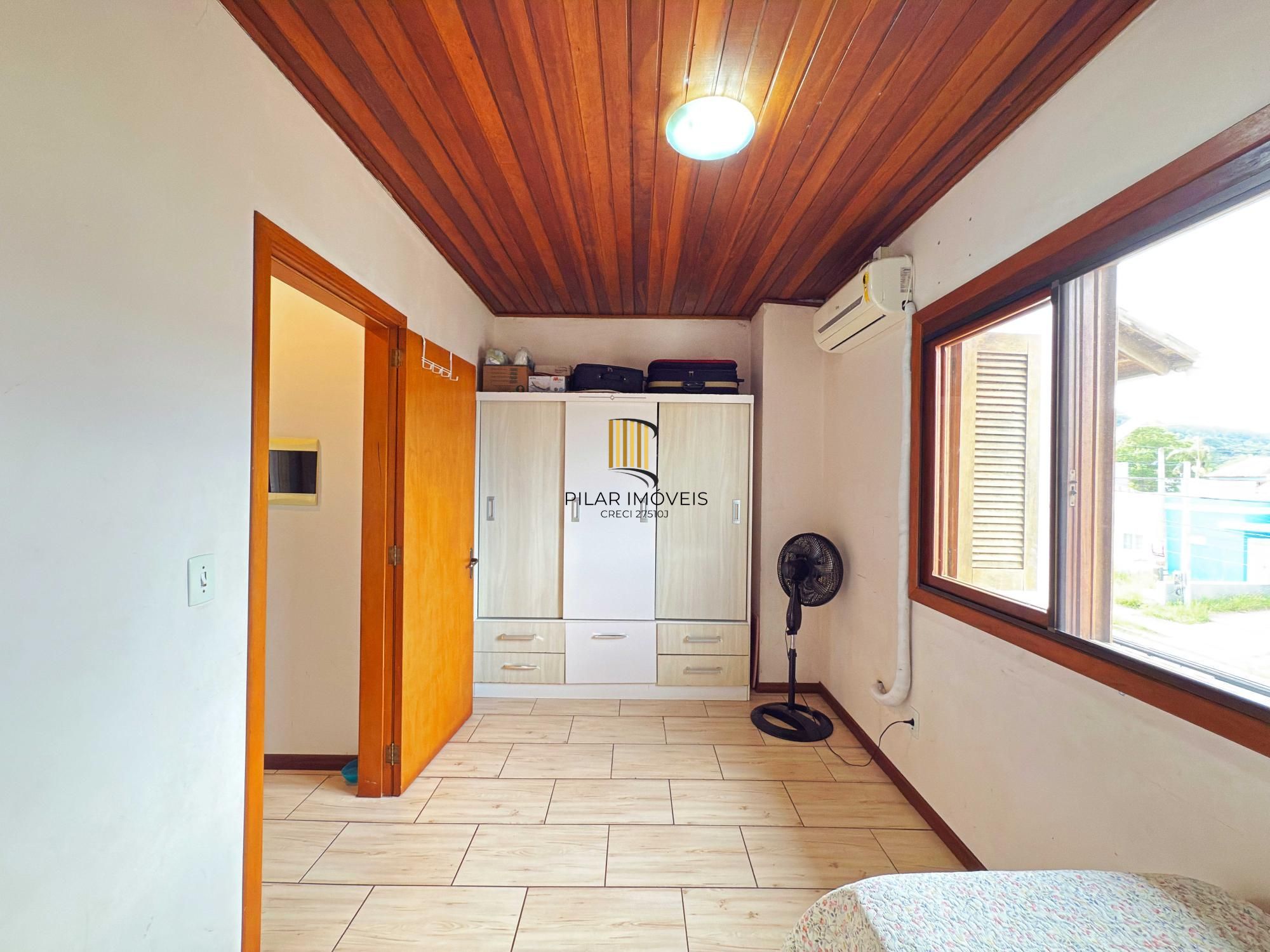 Sobrado 2 dormitórios no bairro Aberta dos Morros